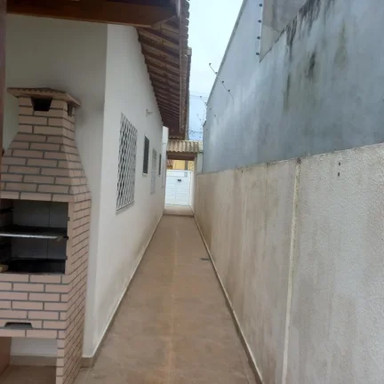 Imagem Casa para Venda em Itanhaém, Jardim Jamaica, 2 dormitórios, 1 suíte, 1 banheiro, 2 vagas