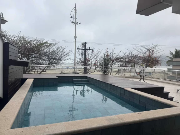 Imagem Apartamento frente mar com 3 dormitórios sendo 2 suítes e 1 vaga de garagem em Balneário Camboriú