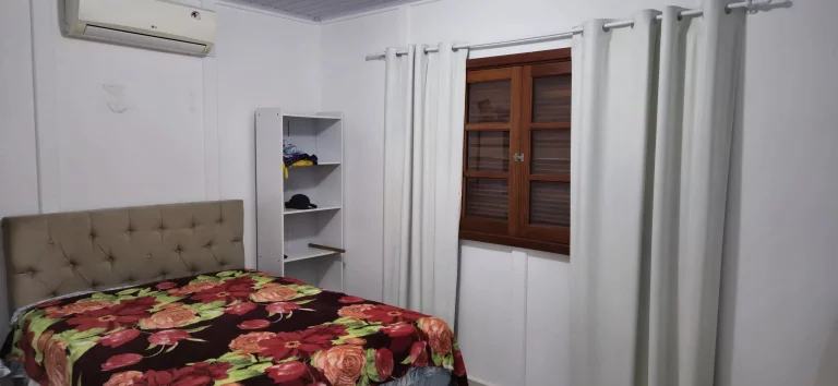 Imagem Casa à venda, com 2 quartos, 78m²