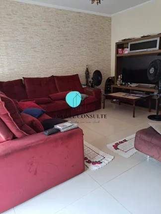 Imagem Casa à venda com 255m² e 3 dormitórios em Guarulhos, São Paulo.