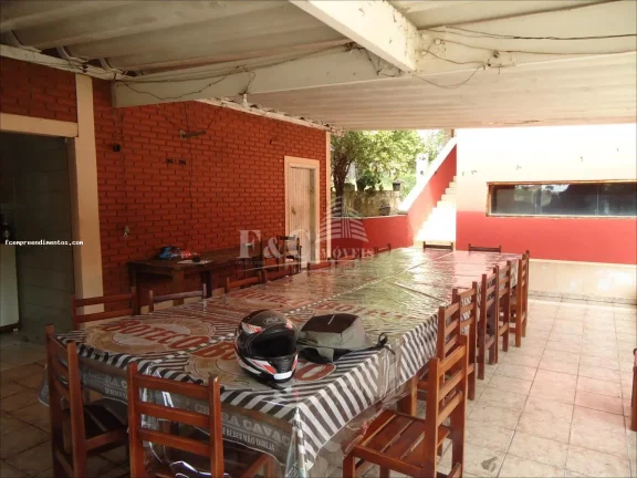 Imagem Chácara para Venda em Espírito Santo do Pinhal, Área Rural de Espírito Santo do Pinhal, 2 dormitórios, 8 suítes, 4 banheiros, 3 vagas