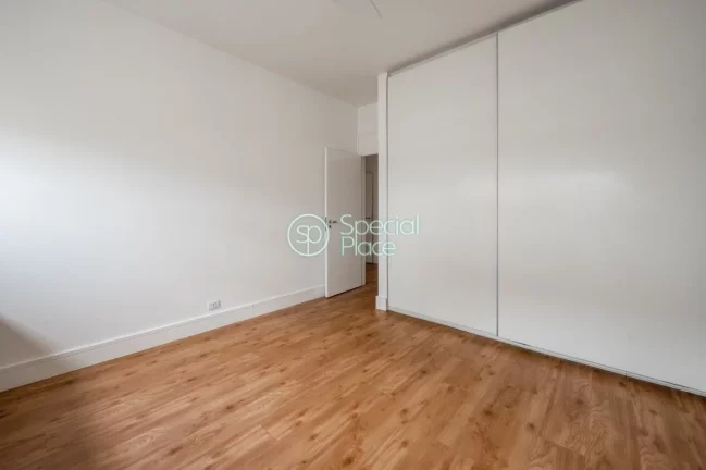 Imagem Ótimo Custo/Benefício em Higienópolis - 240m² de área útil - Ambientes amplos - Living para tr...