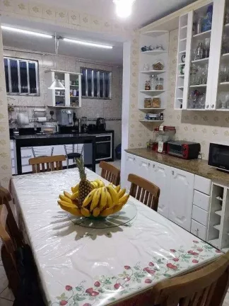 Imagem Casa de condomínio à venda em São Gonçalo, Mutondo, com 2 quartos, 170m2