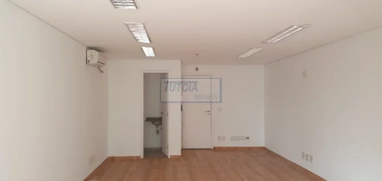 Imagem CONJUNTO COMERCIAL DE 41M² DE ÁREA ÚTIL A VENDA NA VILA CLEMENTINO