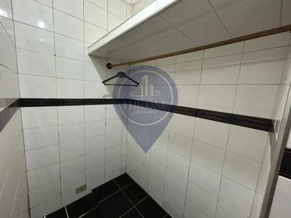 Imagem Aluguel de Casa de Luxo em São Paulo - 4 quartos, 2 suítes, 3 banheiros, 3 vagas de garagem, 220m² - Jardim da Glória
