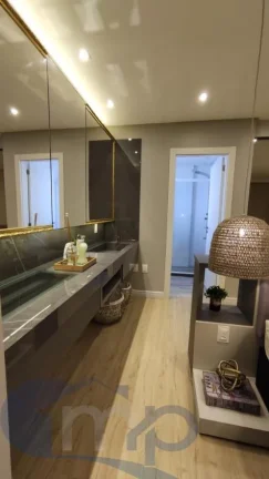 Imagem Apartamento á venda com 4 dormitórios no Predial em Torres/RS