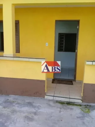 Imagem Duas casas sobrepostas em um terreno 10x30 , ótimo imóvel para renda, aceita troca por apartamento de maior valor em Santos ou Guarujá