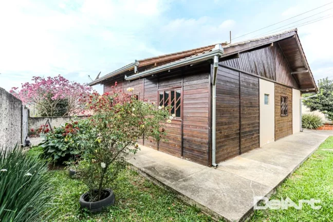 CASA LINDA EM GRANDE TERRENO (534m2) - NO BAIRRO VILA NOVA / MAFRA - R$ 300.000