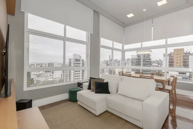 Apartamento à venda em Porto Alegre, Petrópolis, com 1 quarto, 80m²