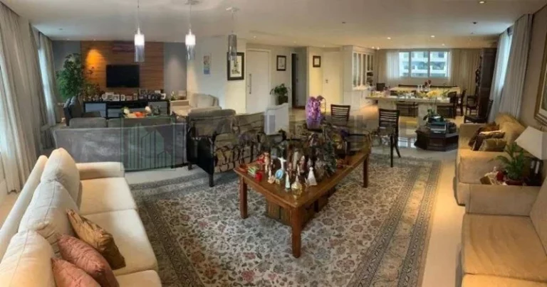 Imagem Descubra o seu novo lar no coração do Itaim Bibi! Com uma localização privilegiada na Rua Camargo Cabral, este magnífico apartamento de 280m² é a defi