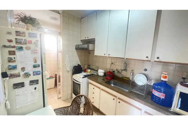 Imagem Apartamento à venda no Itaim Bibi, São Paulo-SP: 1 quarto, 1 banheiro, 1 vaga de garagem e 50m² de área.