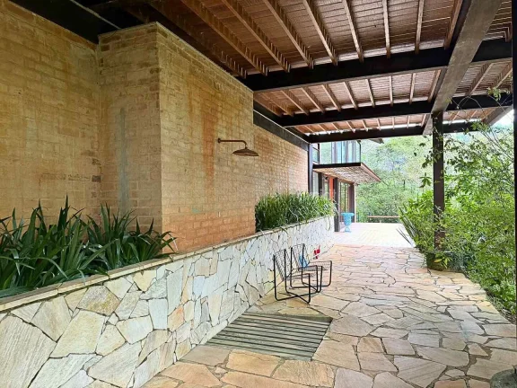 Imagem Obra-Prima da Arquitetura: 10.000m² de Exclusividade no Country Club