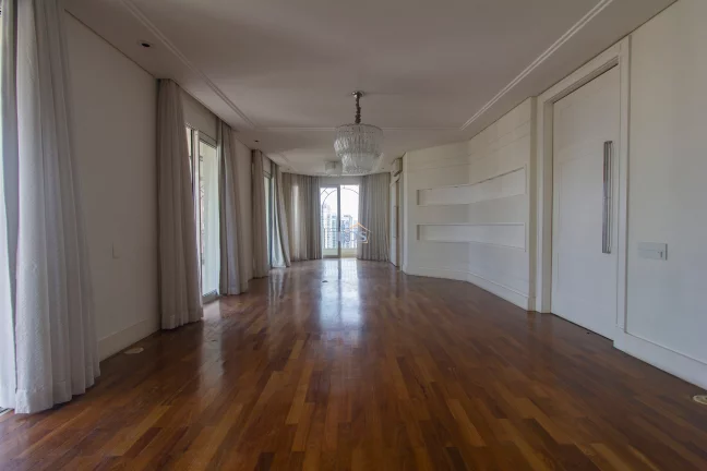 Imagem Vende apartamento de 260m² com 4 suítes e 4 vagas no Edifício Lindenberg Tangará