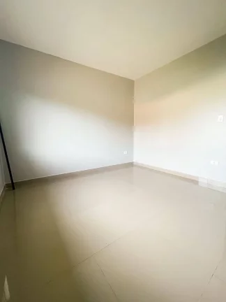 Imagem Casa com 3 Quartos - Estados - FRG - R$315 mil
