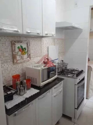 Imagem Imobiliária Francisco Egito vende, Bom apartamento composto por: sala, 2 quartos, cozinha com armário, banheiro social, área de serviço