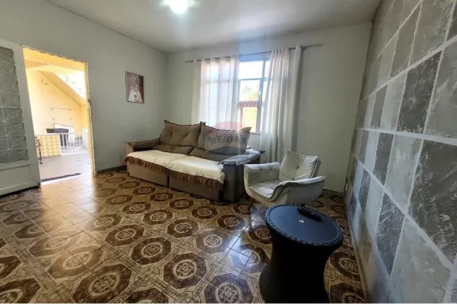 Imagem Casa com 5 quartos 200 m², Honório Gurgel, Rio de Janeiro.