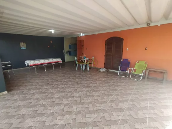 Imagem Casa Térrea, com 2 dorms e Edícula à venda em Peruíbe/SP
