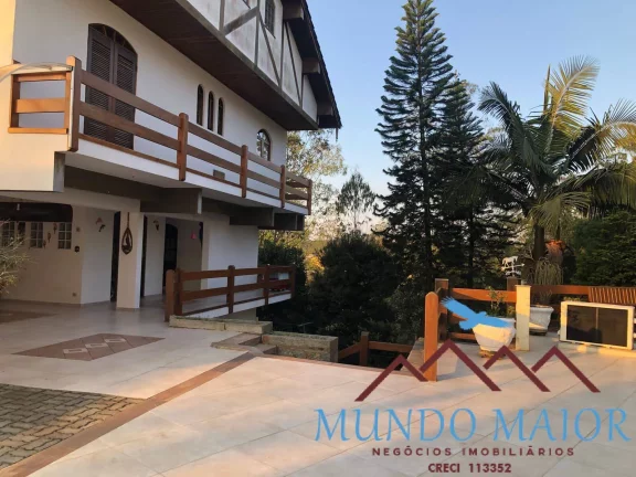 Imagem Casa dos Sonhos com Elevador, Piscina e Área Gourmet Imperdível-Pastoril