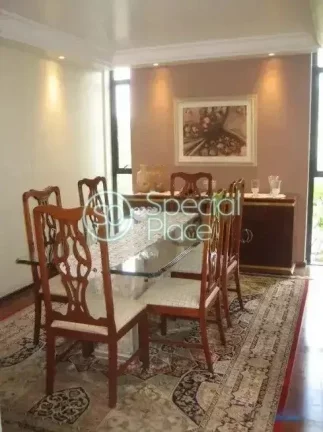 Imagem Oportunidade para reforma com excelente planta em Moema Índios. Apartamento com planta ampla, 3 dor...