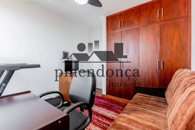 Imagem Apartamento reformado em Perdizes com 105m², 3 quartos (1suíte) e 1 vaga.