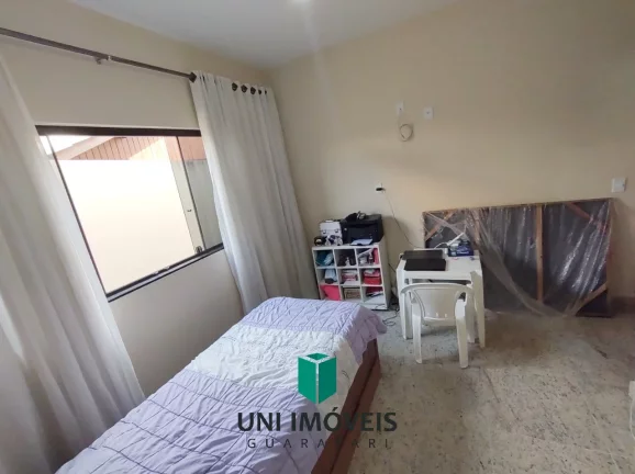Imagem Linda e ampla casa à venda em Nova Guarapari, 10 minutos a pé da Praia de Peracanga e Bacutia.
