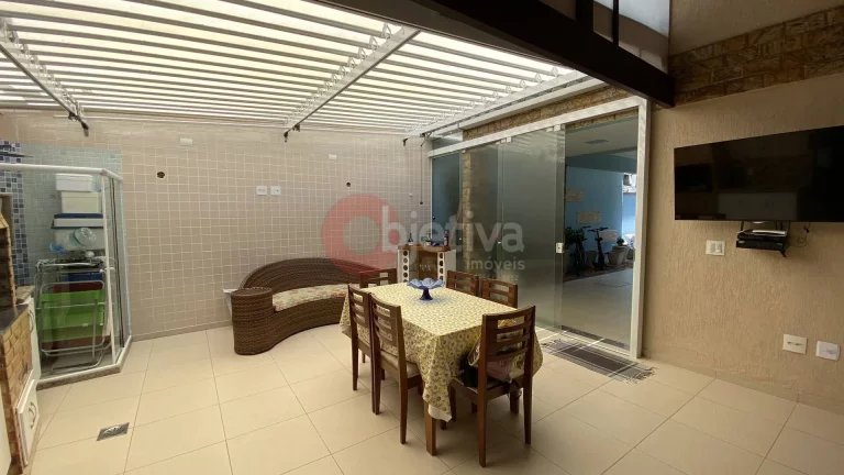 Imagem Casa duplex em condomínio - Pero - Cabo Frio - RJ