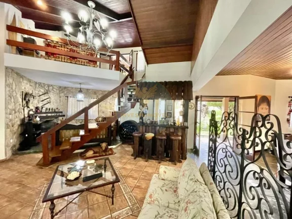Imagem Casa em Condomínio a Venda no bairro Granja Viana - Carapicuíba, SP
