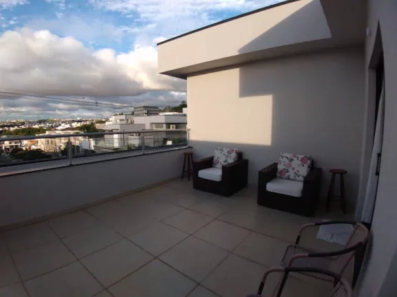 Imagem Linda casa com 4 dormitórios à venda no Swiss Park