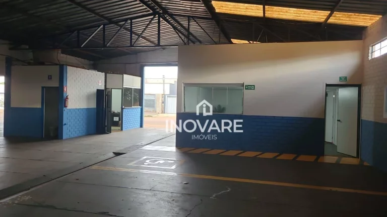 Imagem Galpão à venda, 1000 m² por R$ 850.000,00 - Jardim Santa Paula - Goiatuba/GO