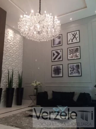 Imagem Apartamento 4 ou + dormitórios para Venda em Balneário Camboriú / SC no bairro Centro