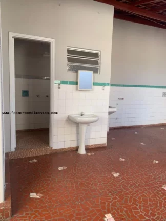 Imagem Casa para Locação em Limeira, Vila Claudia, 3 dormitórios, 2 banheiros, 2 vagas