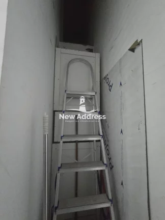 Imagem Sala comercial com mezanino e marcenaria à venda no Centro de Vila Velha