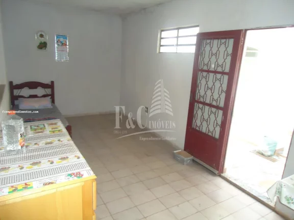 Imagem Casa para Venda em Limeira, JARDIM DO LAGO, 3 dormitórios, 3 suítes, 2 banheiros, 6 vagas