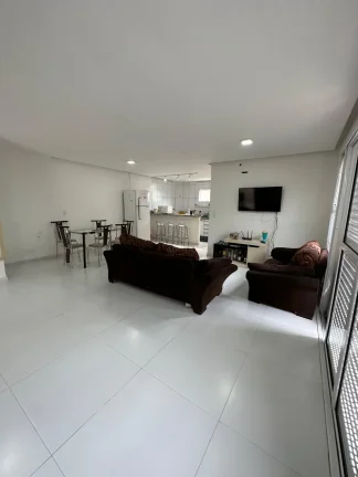Imagem Casa de Condomínio na Enseada!
