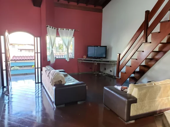 Imagem CASA ASSOBRADADA