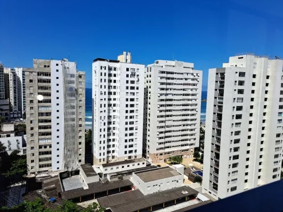 Imagem APARTAMENTO AMPLO TOTALMENTE REFORMADO COM 5 SUÍTES COM VISTA PARA O MAR