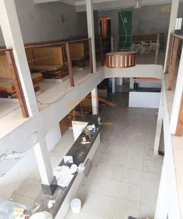 Imagem Prédio comercial, 312m² divididos em 3 pavimentos, salão, bar, recepção, cozinha, estoque/depó...