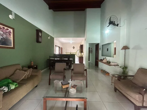 Imagem Terreno de 360m² com construção de 280m² no Cond. São Luís – Portaria 24h