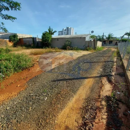 Terreno a venda no bairro Stan em Torres/RS