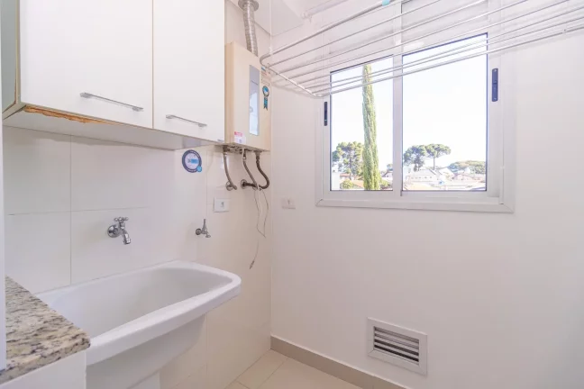 Imagem Apartamento de 2 quartos no bairro Água Verde
