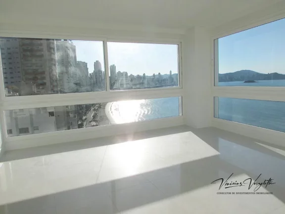 Imagem Frente ao Mar para Venda em Balneário Camboriú / SC no bairro Centro