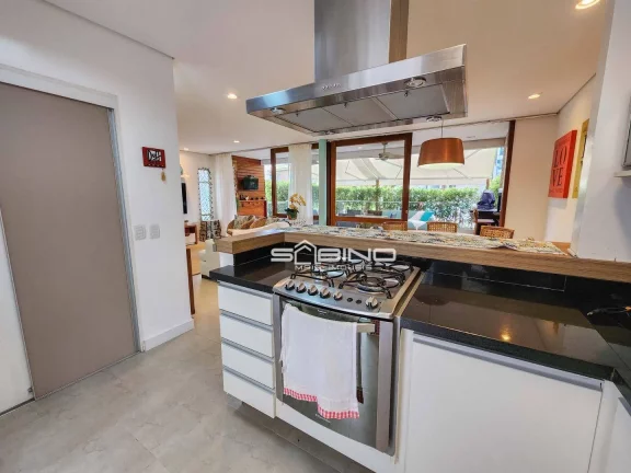 Imagem Belíssima casa de Villagio à venda com 4 Dormitórios sendo 2 suítes 232m² na Riviera de São Lourenço - Bertioga SP