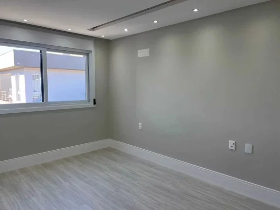 Imagem Casa de alto padrão em condomínio com 4 suítes em Camboriú/SC