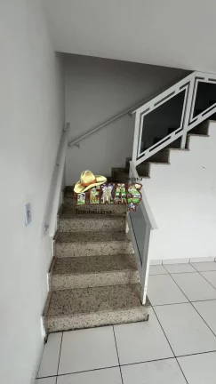 Imagem SOBRADO EM CONDOMINIO FECHADO