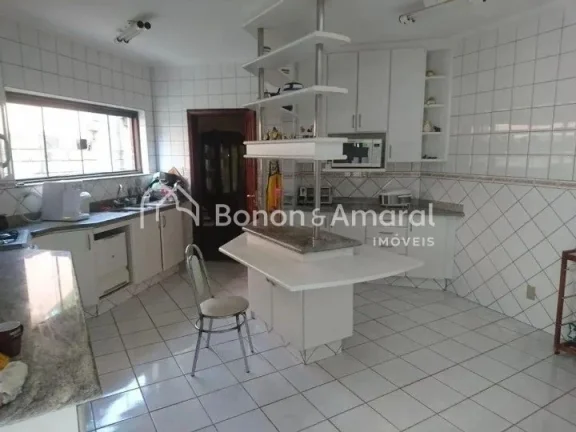 Imagem Se você busca espaço, conforto e contato com a natureza, essa casa vai te conquistar.
Em um terren...