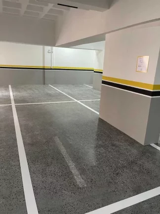 Imagem Apartamento com 3 suítes sendo 1 demi e 3 vagas de garagem no Centro de Balneário Camboriú/SC