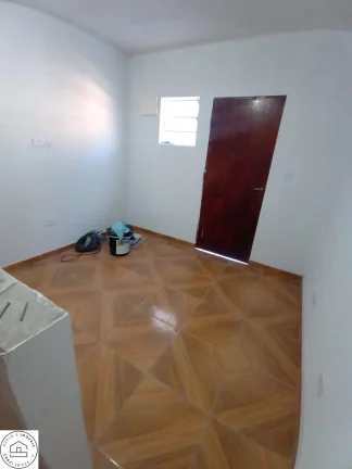Imagem Imóvel em São Paulo / Zona sul / Vila natal / a 5 minutos da estação mendes / 2 casas no terreno / Aceita entrada.