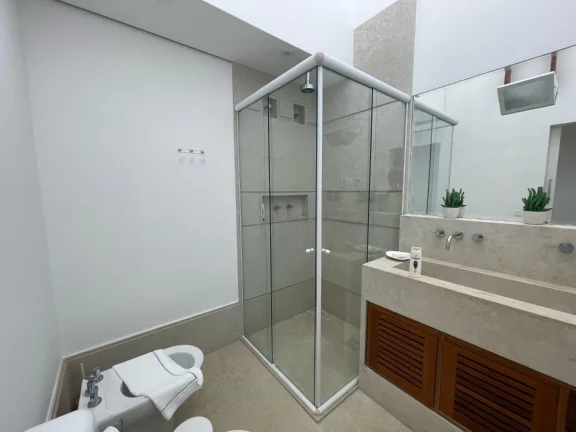 Imagem Casa única na Riviera de São Lourenço: Módulo 5: 6 quartos, 6 suítes. Pé na areia frontal, vista para o mar e amplo espaço gourmet.