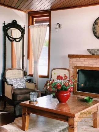 Imagem Casa com 5 Suítes para alugar - Campos do Jordão/SP