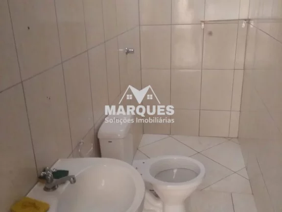 Imagem Oportunidade - Imovel com 4 casas a venda no Jd. Nova Europa
